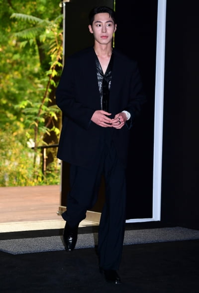 [TEN포토] 이재욱 '박력넘치는 등장'