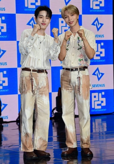 [TEN포토] 세븐어스 '타이틀곡 '원더랜드' 파이팅!'
