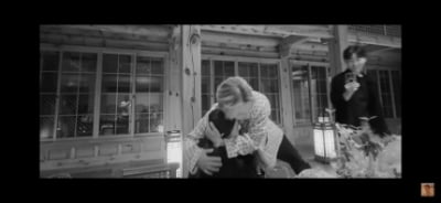 Taeyang, Min Hyo-rin, congratulations hug in front of GD for 6 years