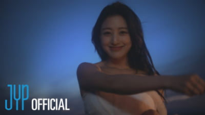 '솔로 D-1' 지효, 반전매력 MV 티저 추가 공개