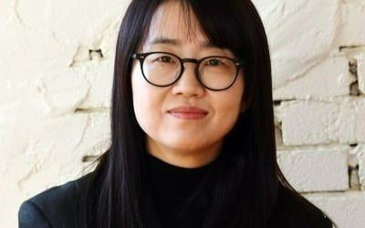 "'지리산' 혹평, 속앓이 심했다"…실패 딛고 '악귀'로 일어난 김은희 작가의 성장 [TEN인터뷰]