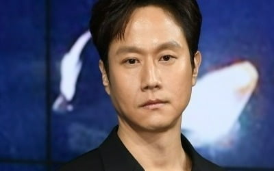 No box office hit since 'Reply'... Jungwoo in crisis, will he change his life as a 'miracle brother'?