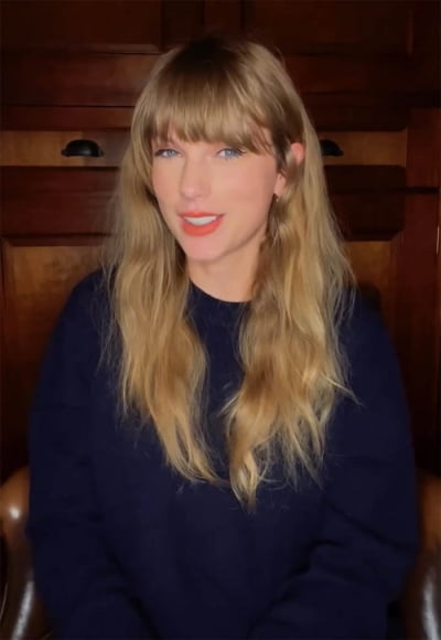 Taylor Swift gives free concert tickets to fans affected by security guards