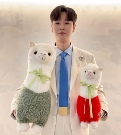 Song Min-jun, No. 1 male singer you want to invite to Coming of Age Day events