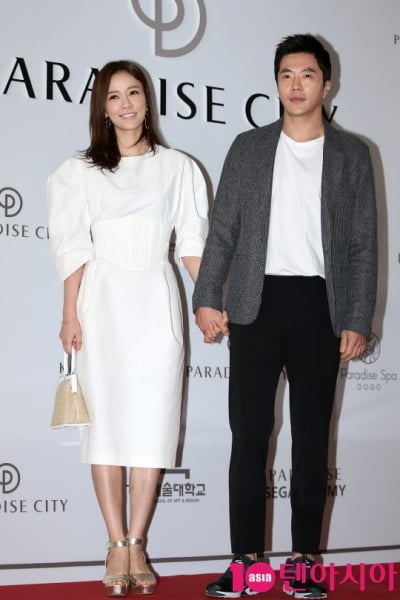 Son Tae-young reveals handwritten letter received in New York