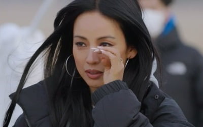 Lee Hyo-ri and Uhm Jung-hwa shed tears 'Why?'