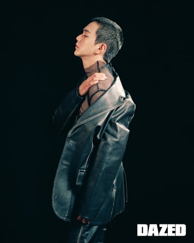 Yoo Seung-ho wearing a fishnet