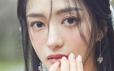 'Overcome thyroid cancer' Choi Yeon-cheong, becomes a bride in June"