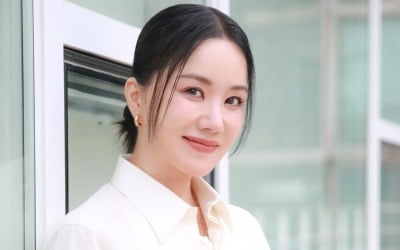 Uhm Jung-hwa "If season 2 of 'Doctor Cha Jeong-suk' comes out, 'Master Kim' and the world view would be connected? I love it"
