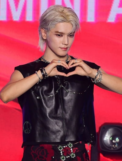 NCT Taeyong standing alone on stage "Solo activities, I'm afraid and nervous, but I want to do well"