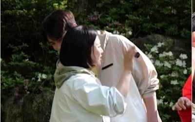 Kim Sook, '8 years younger than me' Lee Dae-hyung's mother and video call... discreetly large temple