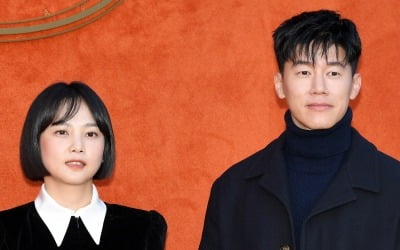Yoon Seung-ah, a son after 8 years of marriage "I knew a new world, greater happiness"