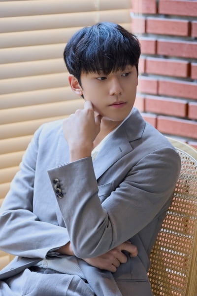 'Bad Mother' Lee Do-hyun "My sister Ahn Eun-jin suggested skinship first, I'm a style that I won't refuse"
