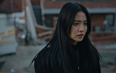 Kim Tae-ri, the creepy and creepy 'ghost' itself