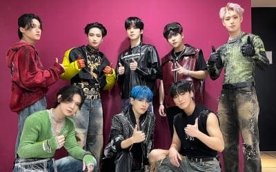 ATEEZ, 'The World Episode 2: Outlaw' Oricon Weekly Album Ranking #1
