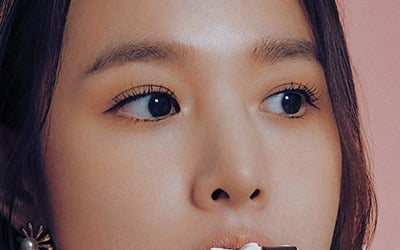 Jo Yoon-hee "The villain in Kim Soon-ok's new book, half worried, half excited, half excited"