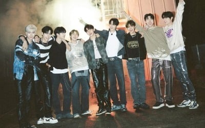 Zero Base One, infinite youth energy... Debut album 'Youth' concept photo