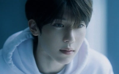 Confident SM Award. New Faces of SM Rookies Shion and Yushi Revealed
