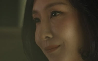 Seo Jae-hee, the second daughter-in-law of the 'chaebol house', this time as the president of a high-ranking social cafe