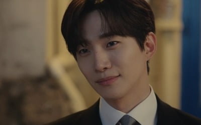 Lee Jun-ho, disarming anti-war charm... People of all ages were captivated, and viewership ratings rose