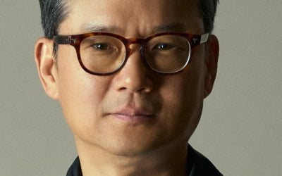 Director Kim Cheol-gyu "I said, 'I don't need to know SNS' with 1,500 followers..."