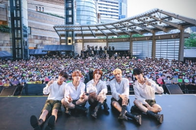 TOMORROW X TOGETHER successfully held a showcase commemorating the release of their 2nd regular Japanese album 'SWEET'