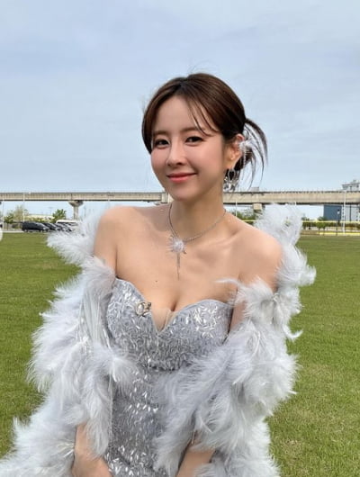 'Eldest daughter' Eun Ga-eun, No. 1 female trot singer who wants to eat Samgyetang with her on Chobok