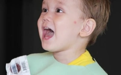 'Sayuri's son' Jen, was he a language genius... I'm 4 years old, but I'm already 'sulsul' in English