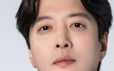 Lee Dong-gun returns to Netflix 'Celebrity' after 3 years of divorce