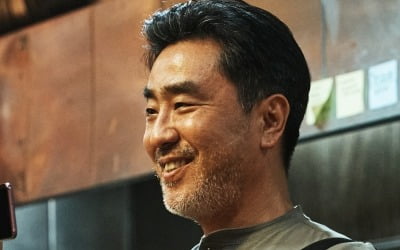 Ryu Seung-ryong sent a coffee truck for his daughter Go Yoon-jung "It was like a real father"