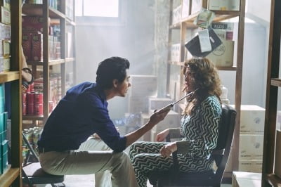 내 마음에 주단을 깔고…김혜수·조인성, 그래서 그 눈빛 '로맨스' 맞나요? [TEN비하인드]