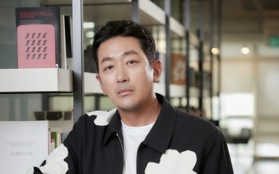 'Director's Comeback' Ha Jung-woo, Bae Seong-woo casting "Nothing has been decided"