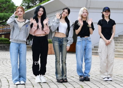 [TEN포토] 있지 ' 새 미니 앨범 '킬 마이 다웃' 홍보하러 왔어요'