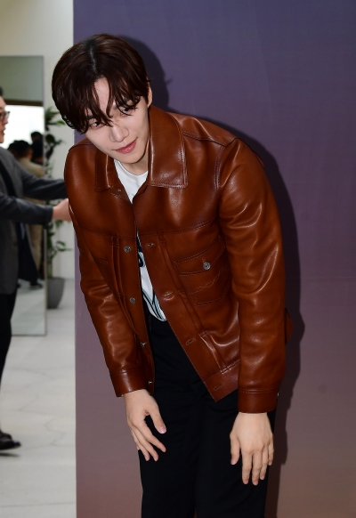 Lee Jun-ho, the head of Salvation Headquarters' luxury visual... Handsome today as well [TEN Photo+]
