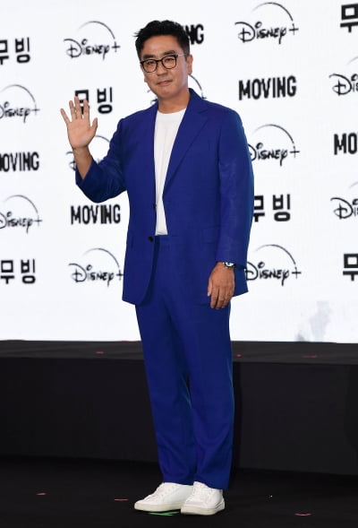 [TEN포토]'무빙' 류승룡 '화려한 초능력자'