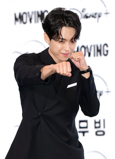 [TEN포토]'무빙' 김도훈 '스피드와 힘의 조화'