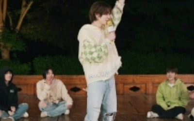 All members of HYBE's rookie BOYNEXTDOOR cried.