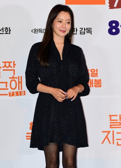 [TEN포토] 김희선 '영화 '달짝지근해'로 컴백'