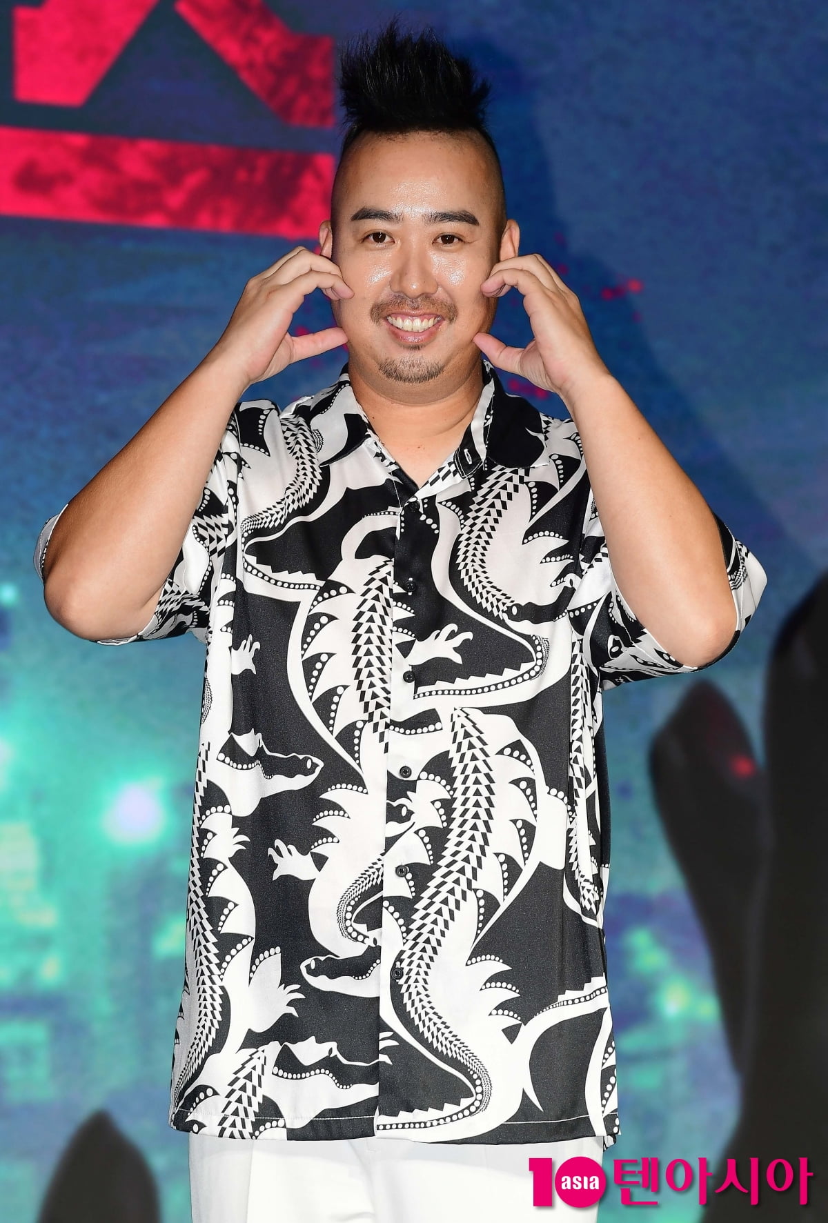 [TEN포토] 유희관 '돋보이는 헤어스타일'