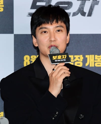 [TEN포토] 김남길 "와형적인 발란스들을 맞춰나가는게 어려웠다"