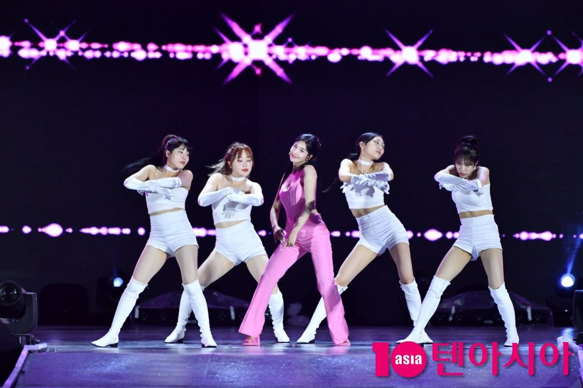 [TEN포토] 권은비 '핑크 공주'(잼버리 콘서트)