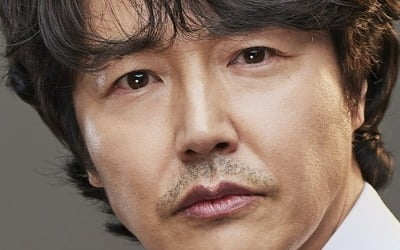 [공식] 윤상현, 박주현에 접근하는 빌런…日 감독 연출 '완벽한 가족' 출연