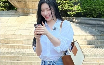 'K대생' ITZY 채령, 캠퍼스 생활 푹 빠졌네…대학생활 인증(엠넷 리부트)