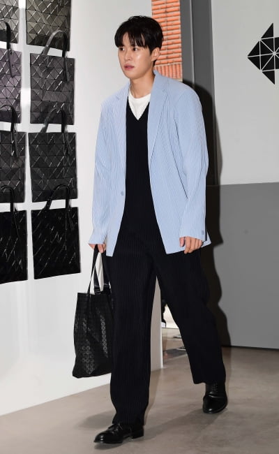 [TEN포토] 공명 '오랜만에 인사드려요'