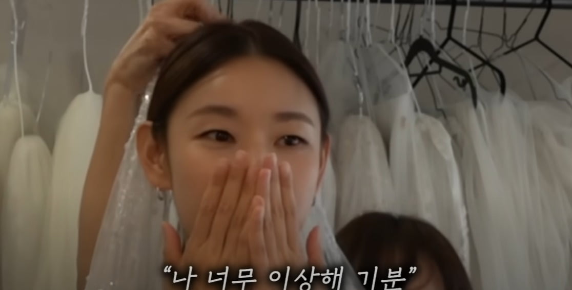 ./사진=한혜진 유튜브 채널