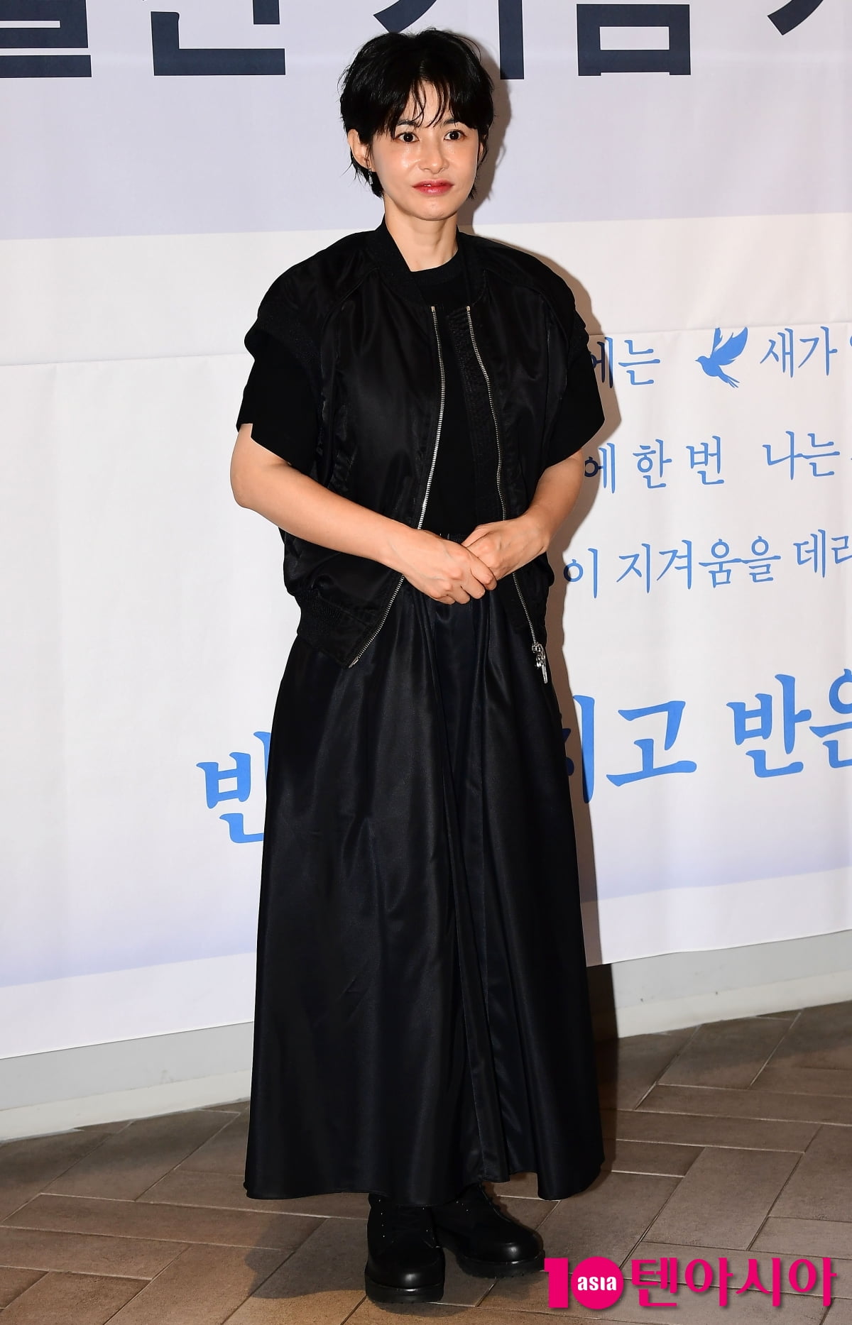 [TEN포토] 강혜정 '에세이 '반은 미치고 반은 행복했으면' 출판'