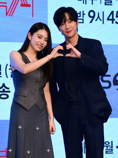 [종합] 김소혜, 주먹으로 맞고 무릎 돌아가…'학폭' 지우고 '복서' 열정 보여줄까