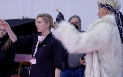 'Barbie' Ryan Gosling, "I am Ken" concert behind-the-scenes video released