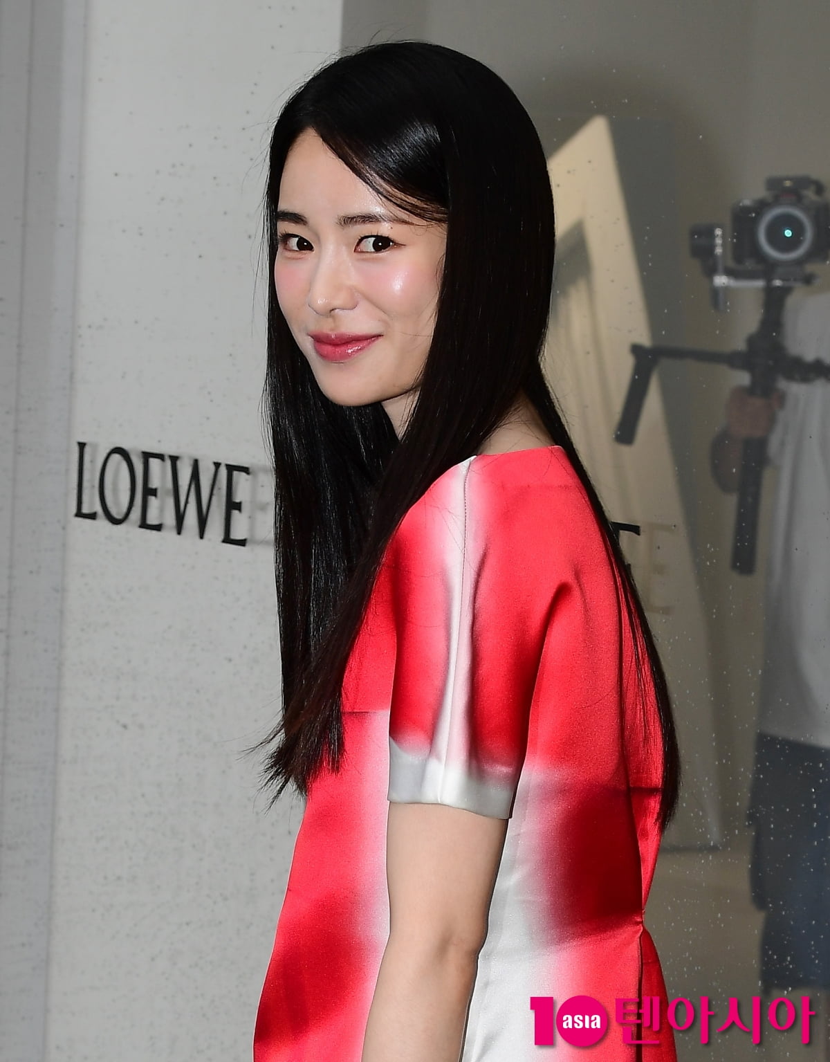 [TEN포토] 임지연 '뒤돌아 보면 심쿵'