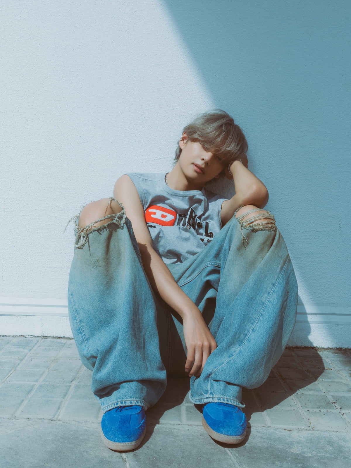 방탄소년단 뷔, 솔로 4곡 퍼포먼스…韓 최초 월간 K-POP 차트 쇼 출연